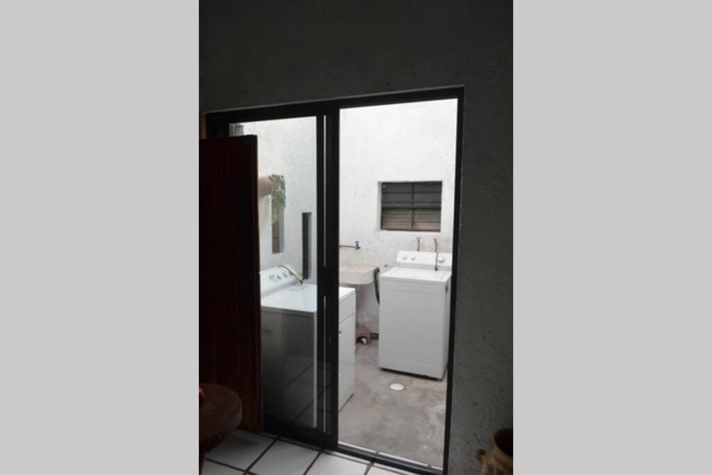 Departamento En Lomas De Cuernavaca Con Aire Acond Lägenhet Temixco Exteriör bild